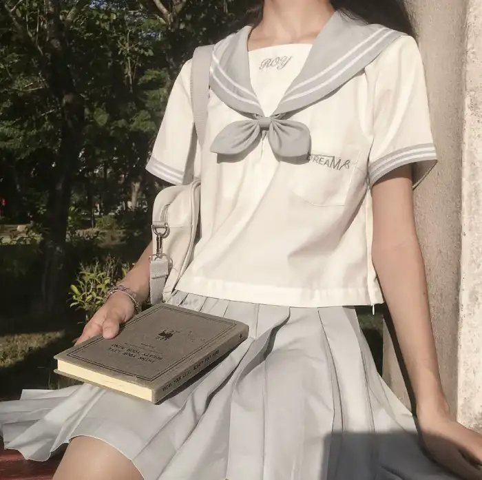 我们的故事之沉默的年代